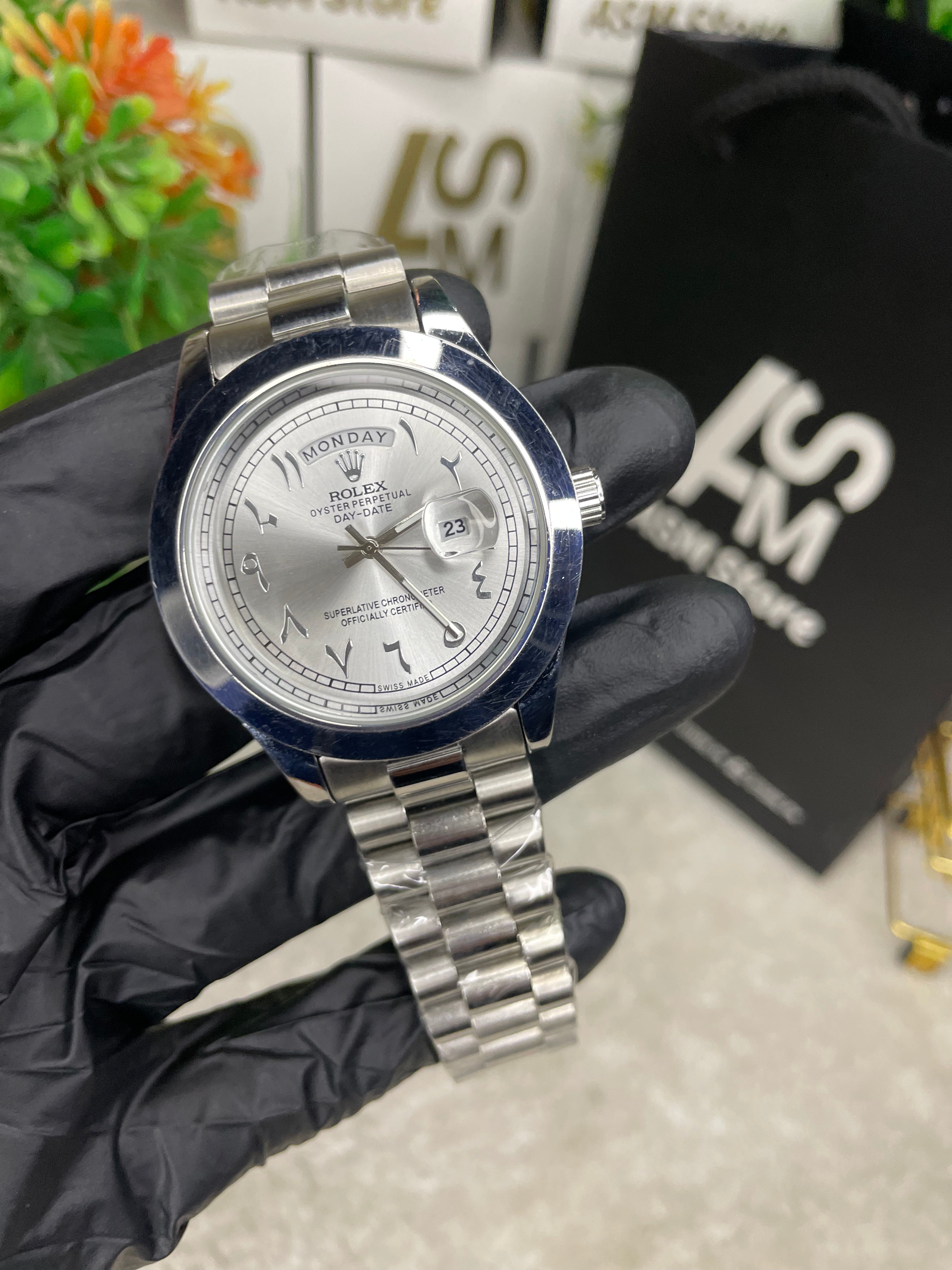 Rlx Day & Date | Arabic Dial